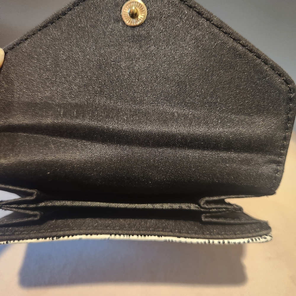Wallet - Picture 6 of 6
